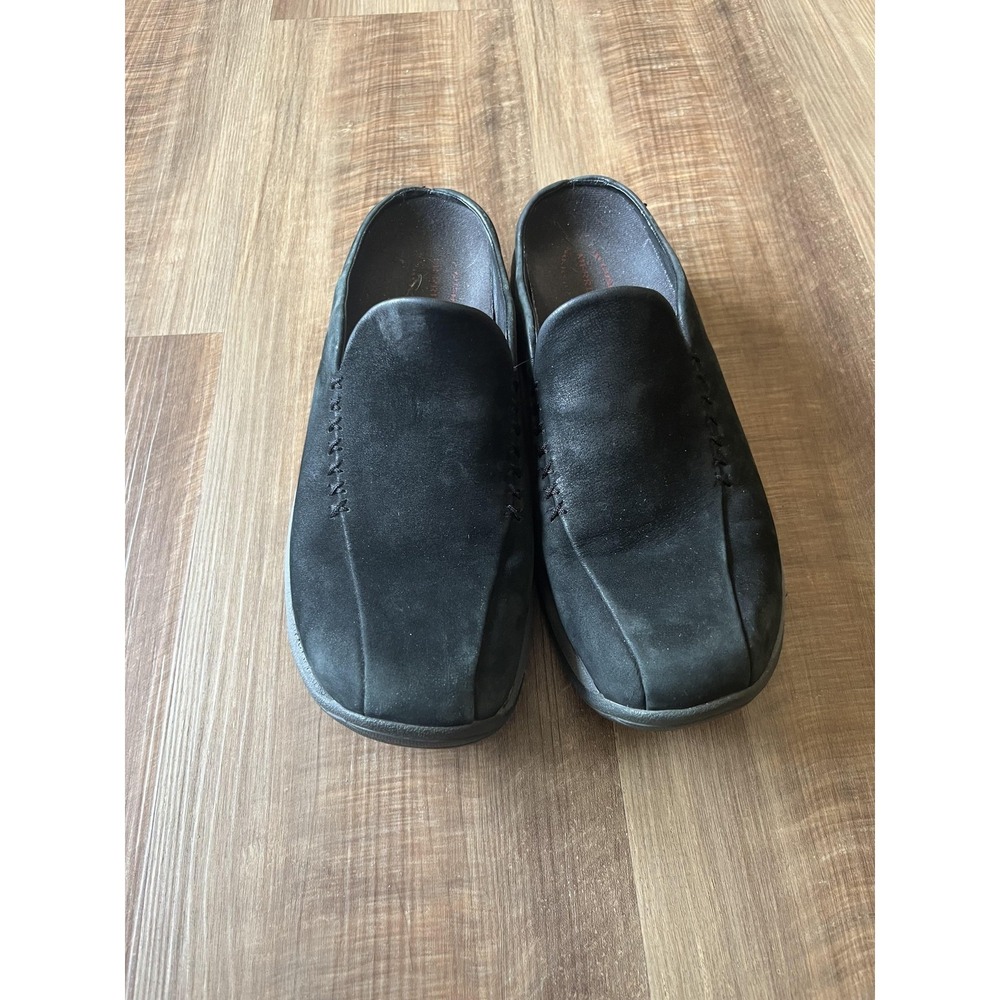 Merrell Mule Shoes womens size 9 Black Suede Slip On Square Toe Comfort